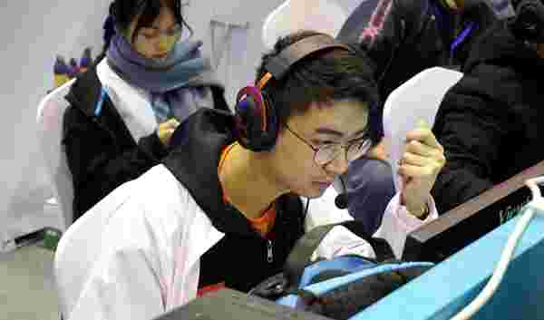 在关键时刻 在关键时刻