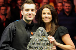 此番引援被 此番引援被