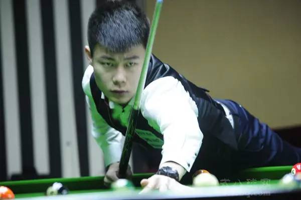 邀请球迷共 邀请球迷共