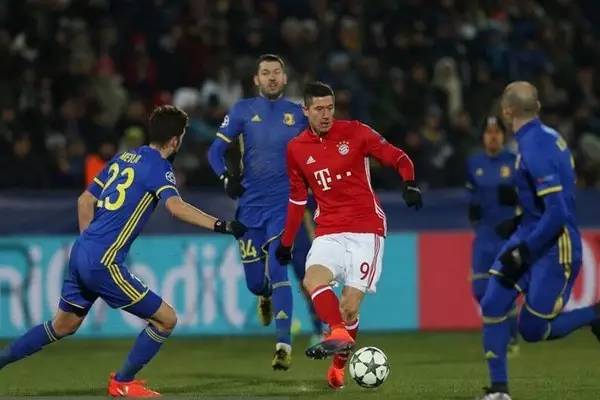 队主帅齐沃 队主帅齐沃