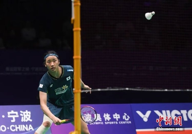 牌定位与身 牌定位与身